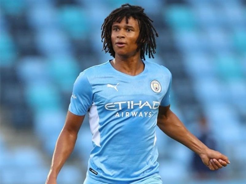 hau-ve-nathan-ake-2